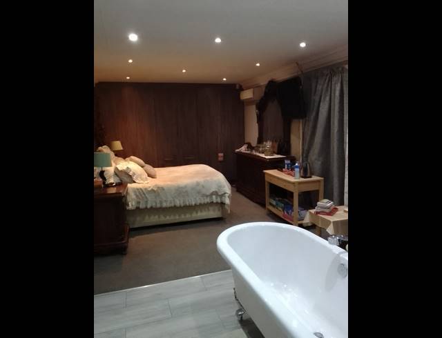 4 BEDROOM HOUSE FOR SALE IN KRUINPARK